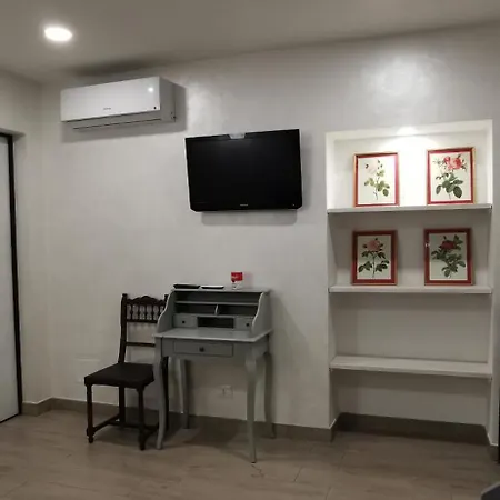 To Chic & Cheap Apartament