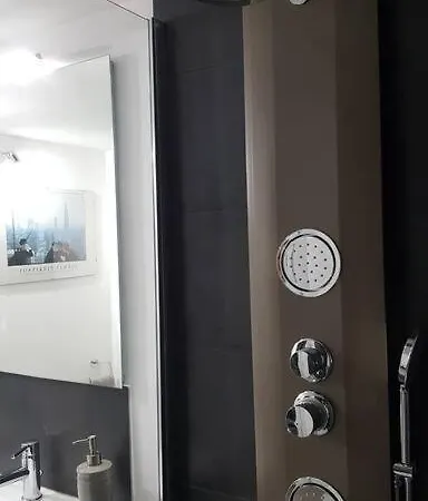 Apartament To Chic & Cheap *