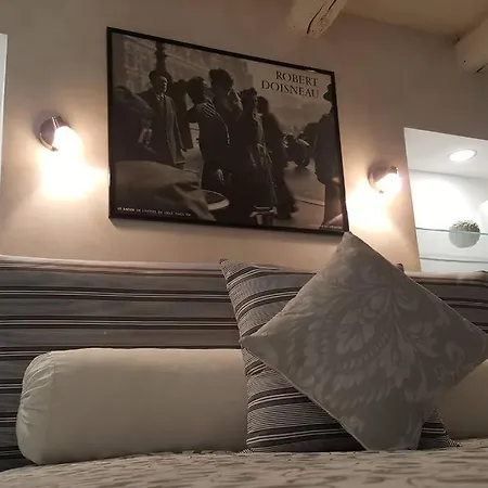 To Chic & Cheap Apartament *