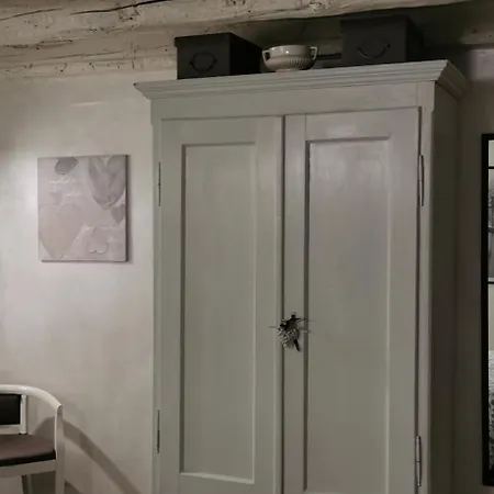 To Chic & Cheap Apartament *