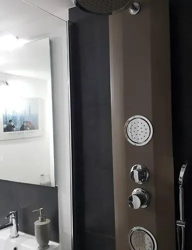 Apartman To Chic & Cheap *
